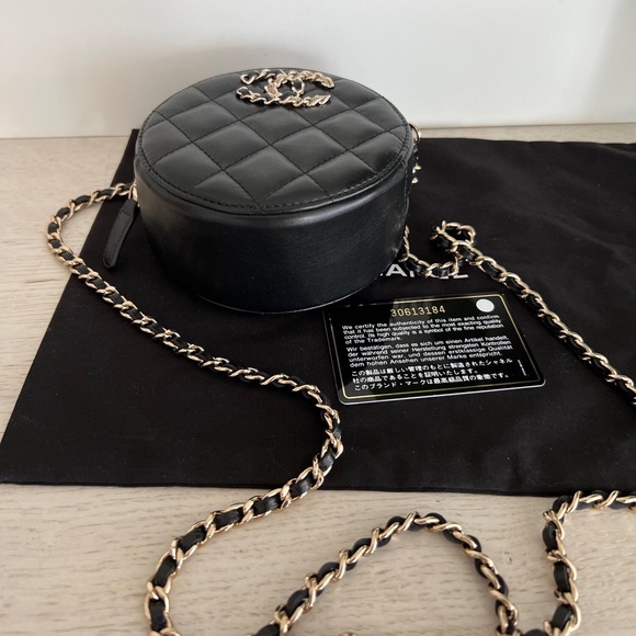 Chanel 19 Lambskin Round Crossbody Bag - Picture 5 of 7